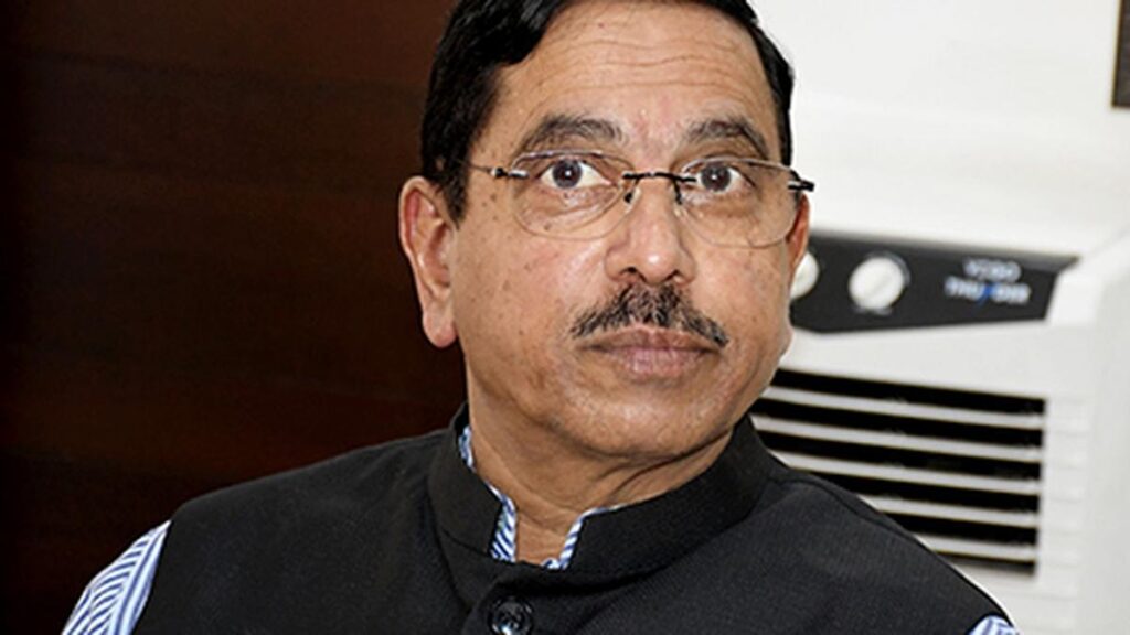 Remove Zameer Ahmed Khan from Cabinet, says Pralhad Joshi