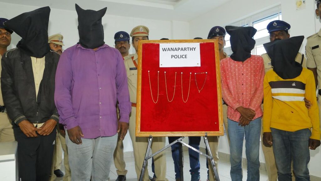 Wanparthy police bust dacoity on National Highway in Telangana’s Pebbair